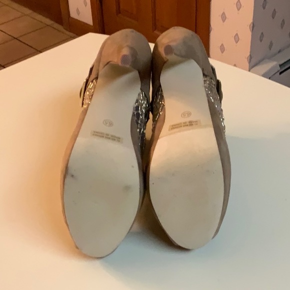 Styluxe Platform Booties - Picture 5 of 6